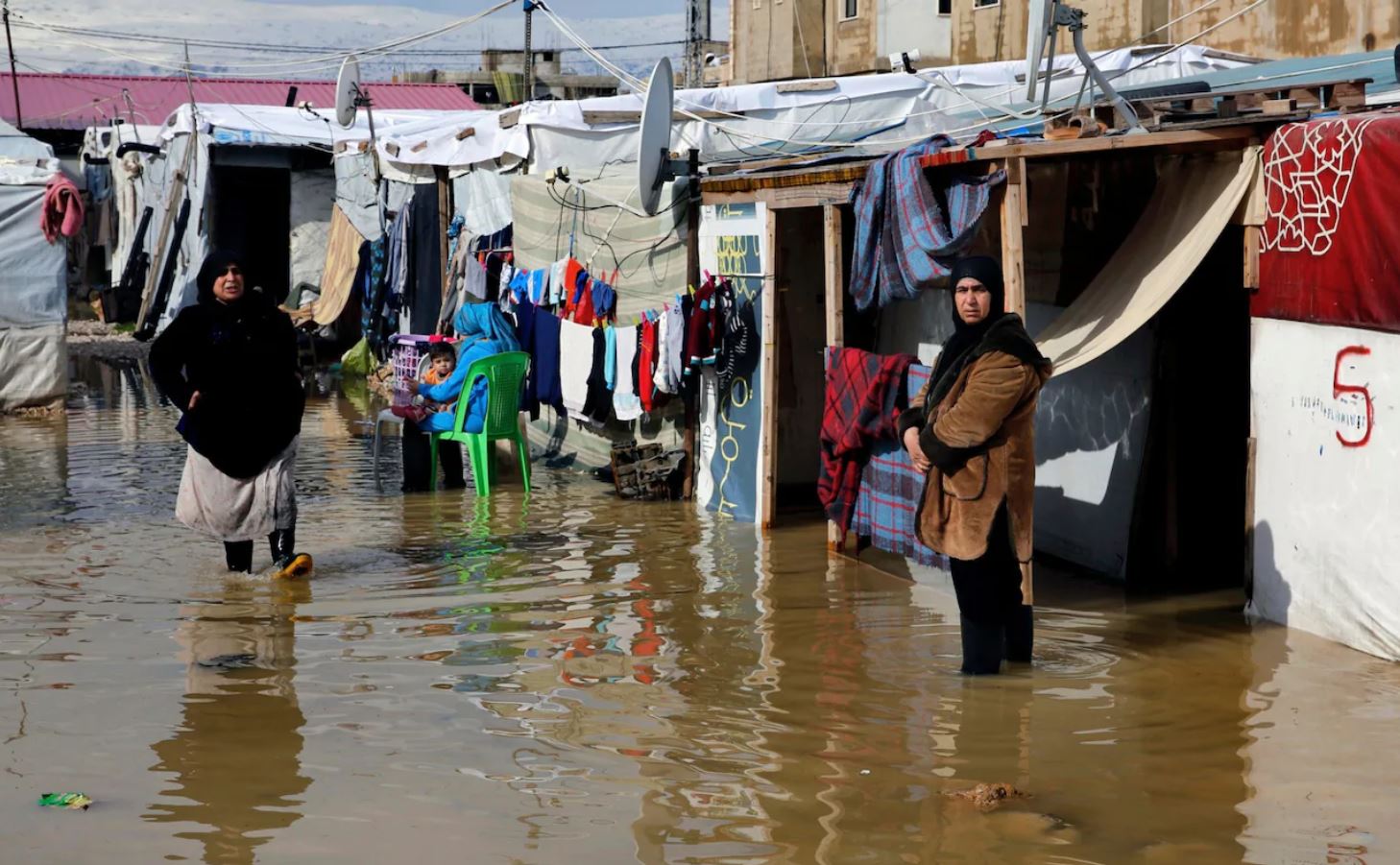 Extreme winter weather in Syria leaves 15 displaced children dead